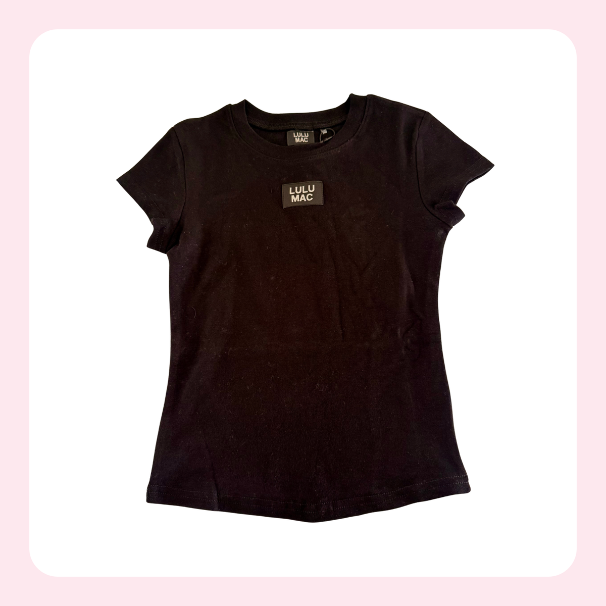 LULU MAC | Black Tee
